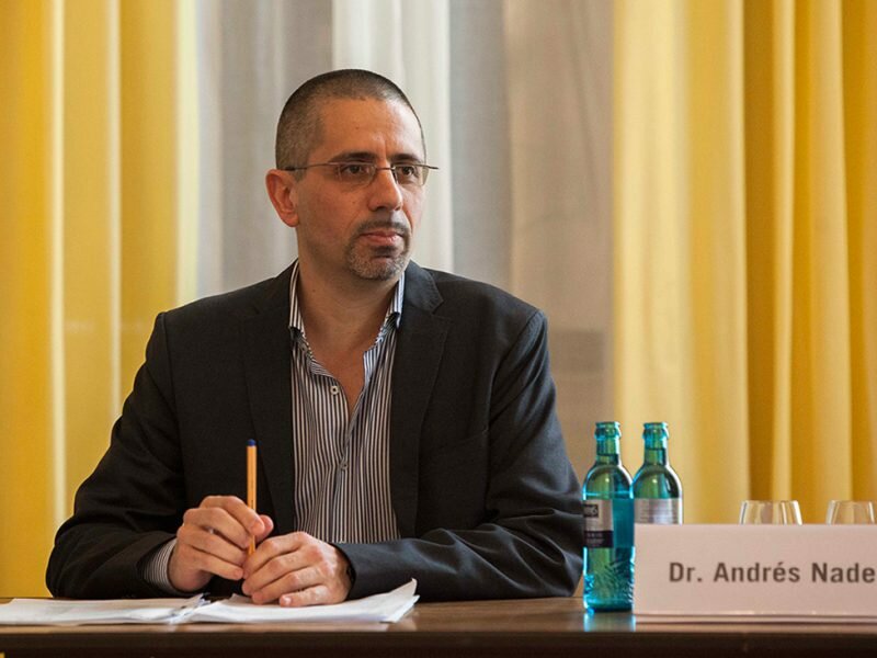 goEast 2016: Lecture with Andrés Nader (RAA Berlin). Andrés Nader, director of the Regional Centre for Education, Integration and Democracy gave a lecture with the title “Reflecting on the process of Othering”.