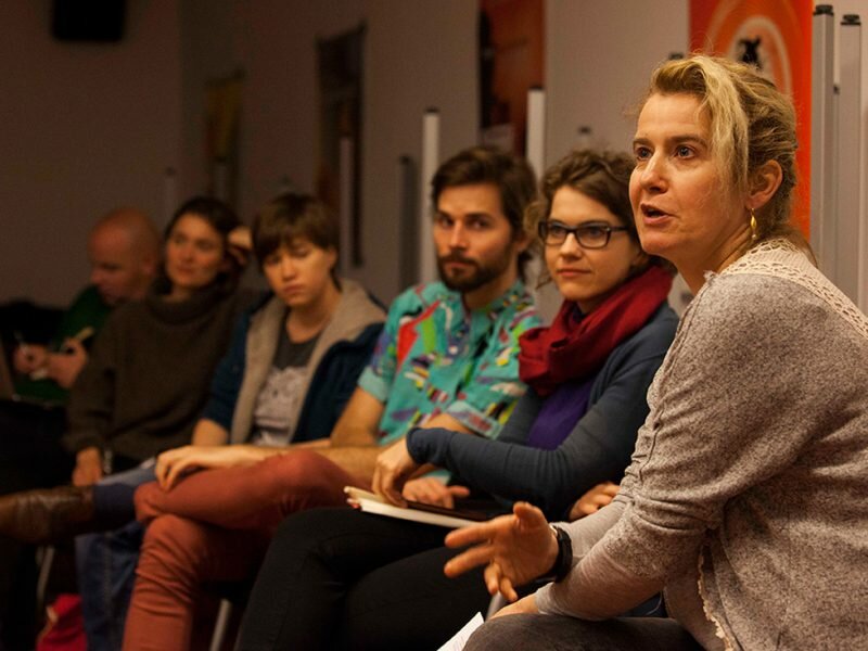 goEast 2016: Presentation training with Cathy de Haan. How to pitch your project: “Stripped to the bone” with Cathy de Haan, film curator and expert for creative writing.